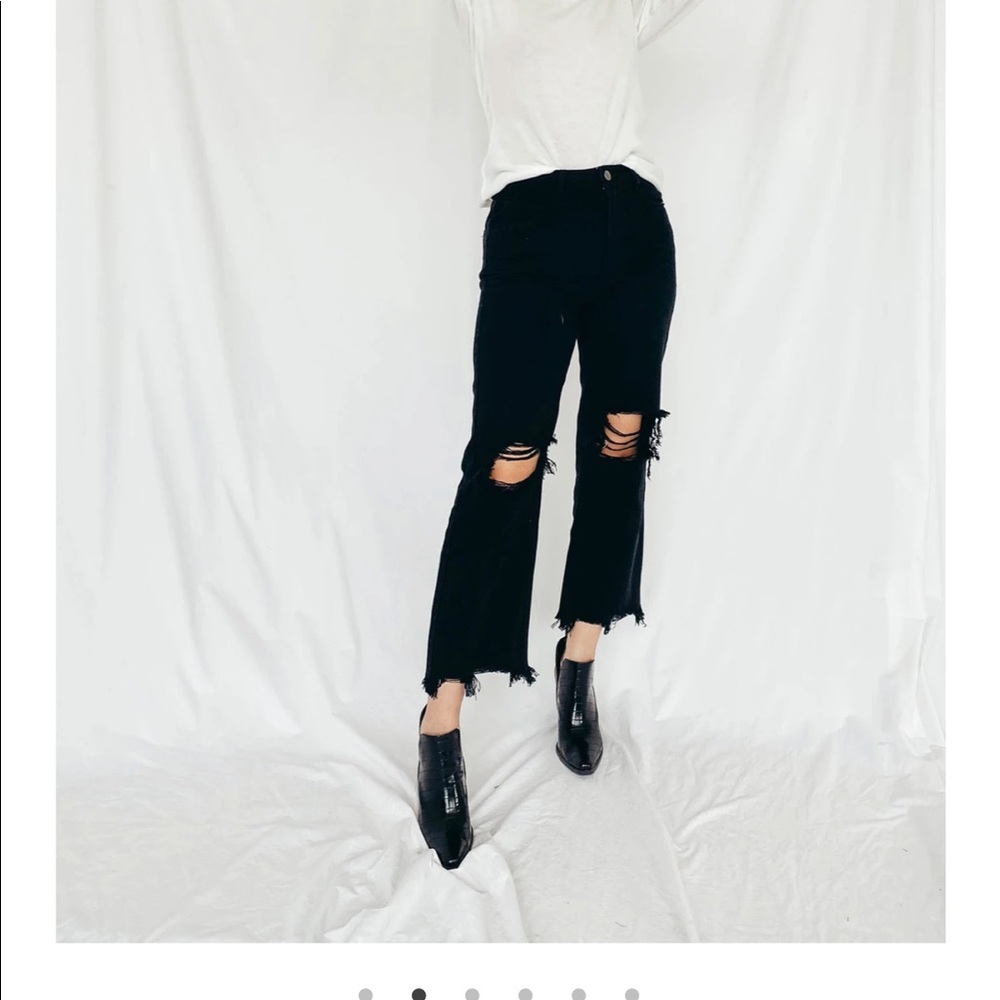 Black mom jeans